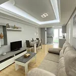 Vivienda En Pleno Centro! Calle Doctrinos 3 Διαμέρισμα *