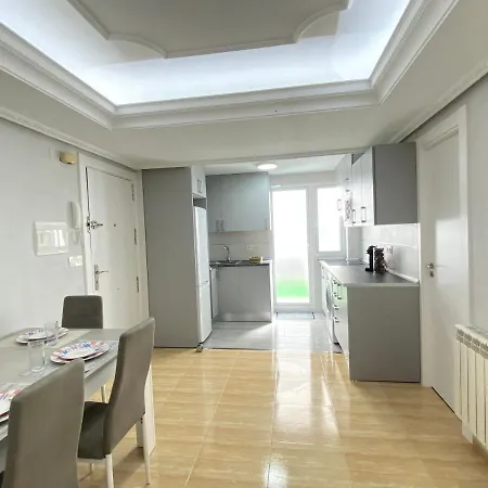 Vivienda En Pleno Centro! Calle Doctrinos 3 *
