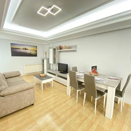 Vivienda En Pleno Centro! Calle Doctrinos 3 Apartment *