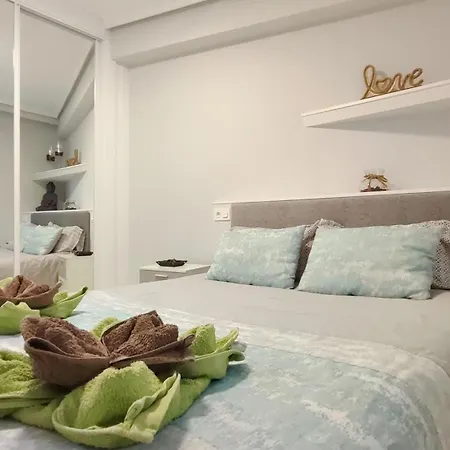 Vivienda En Pleno Centro! Calle Doctrinos 3 Apartment