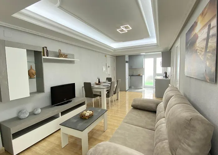 Vivienda En Pleno Centro! Calle Doctrinos 3 아파트 *