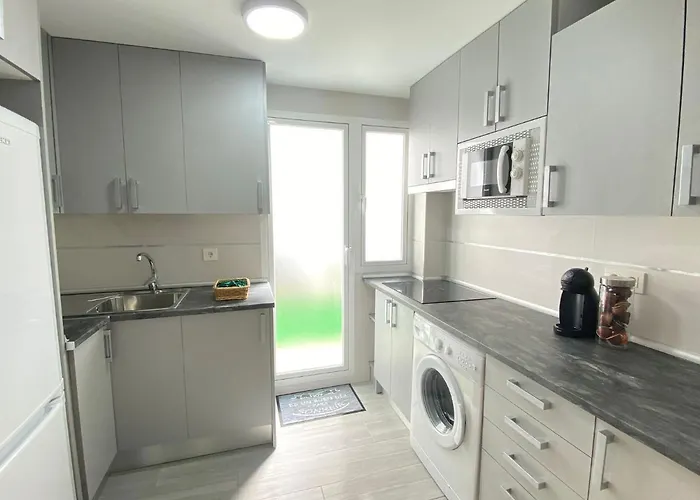 Vivienda En Pleno Centro! Calle Doctrinos 3 아파트 *