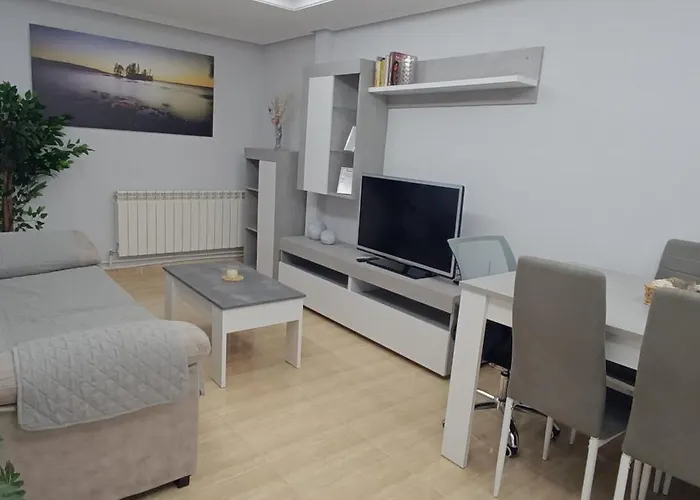 Vivienda En Pleno Centro! Calle Doctrinos 3 * Salamanca