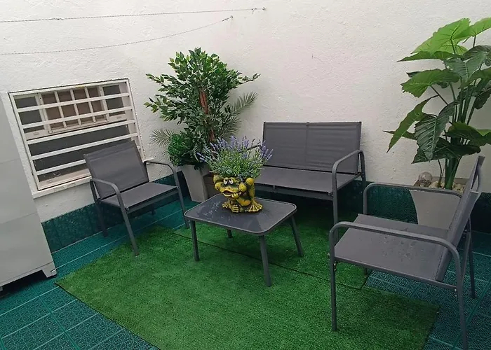 아파트 Vivienda En Pleno Centro! Calle Doctrinos 3 *